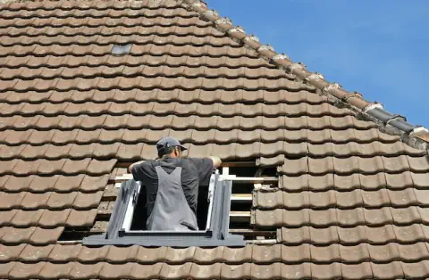 Pose de velux - Mionnay
